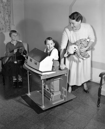 Australian Red Cross Society, Boy in Leg Brace, Toorak, Victoria, 22 May 1959