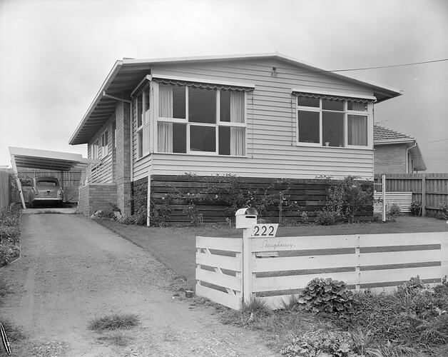 Timber Development Association, Exterior View of a House, Victoria, 15 Sep 1959