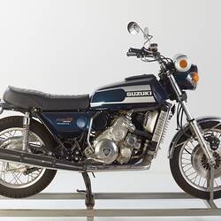Motor Cycle - Suzuki RE5 Rotary, 1975