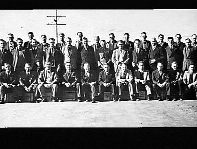 SALES & SERVICE CONFERENCE, SUNSHINE: JUNE 1947