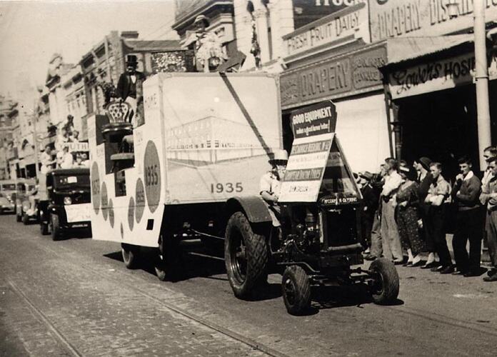 Photograph - Street Parade, Ballarat, 1935