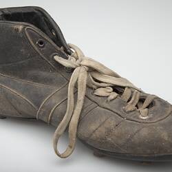 Boots - Gola, Soccer, Men's 7, circa 1950s