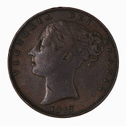 Coin - Farthing, Queen Victoria, Great Britain, 1857 (Obverse)