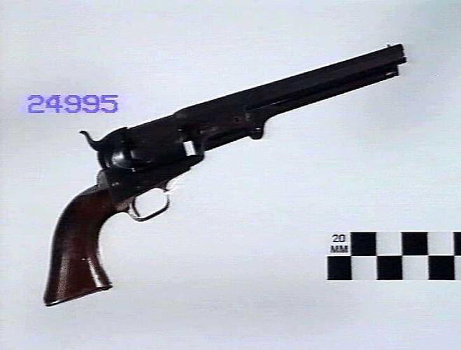 Revolver - Colt 1851 Navy