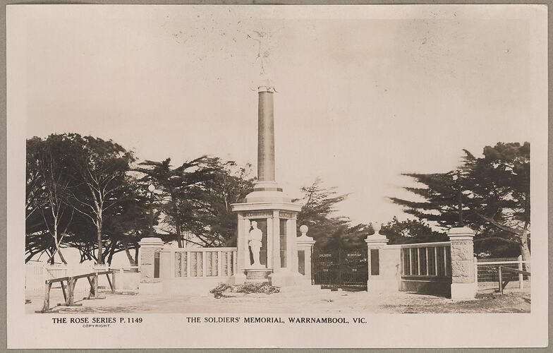 Monochrome postcard of a World War I memorial.