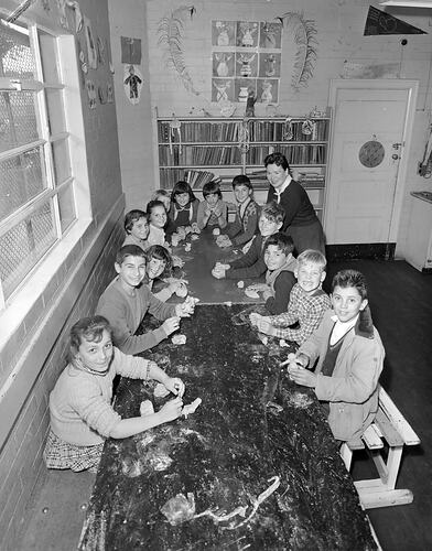 Melbourne City Council, Children in a Classroom, Victoria, 09 Nov 1959
