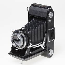 Camera - Zeiss Ikon, 'Nettar 515-2', Dresden, Germany, circa 1933