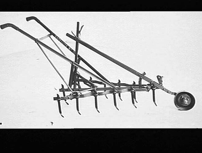 NO. 10 `SATELLITE': OCT 1948