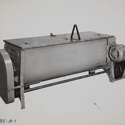 Photograph - Schumacher Mill Furnishing Works, 'Reversible Mixing Agitator', Port Melbourne, Victoria, 1944