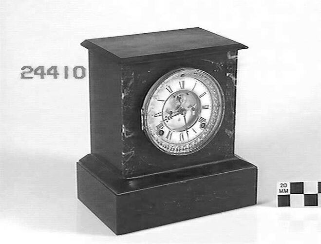 Mantel Clock