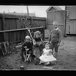 Glass Negative - Beckett Children, Northcote, Victoria, Apr 1893