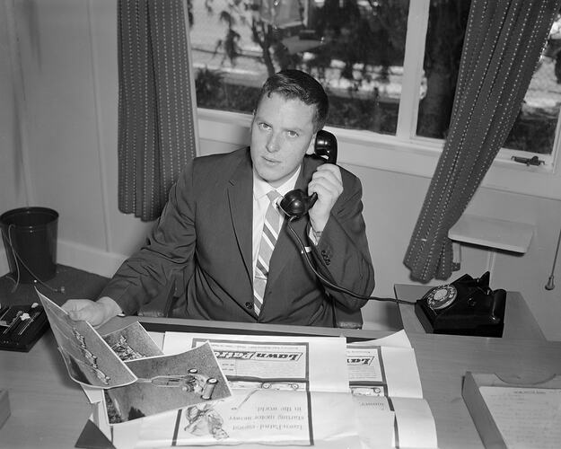 Wiltshire File Co, Man Sitting Behind a Desk, Tottenham, Victoria, 29 Jan 1960