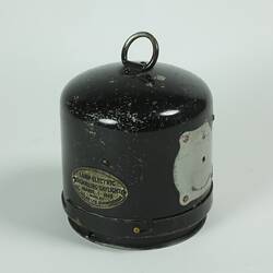 Morse signalling lamp and its parts