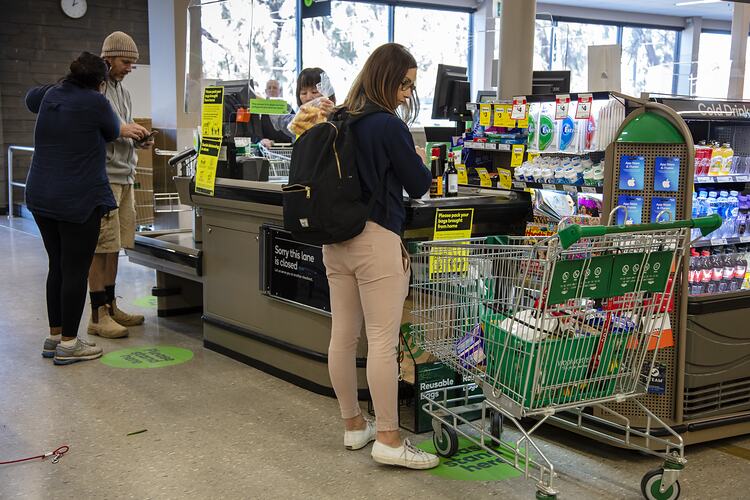 Customers Being Served by Cashier, Woolworths, Blackburn South, 18 May 2020