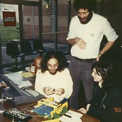 Digital Photograph - Mitchel Resnick, Sunrise Workshop, 5th Annual World Conference on Computers in Education, Sydney, 7 Jul 1990