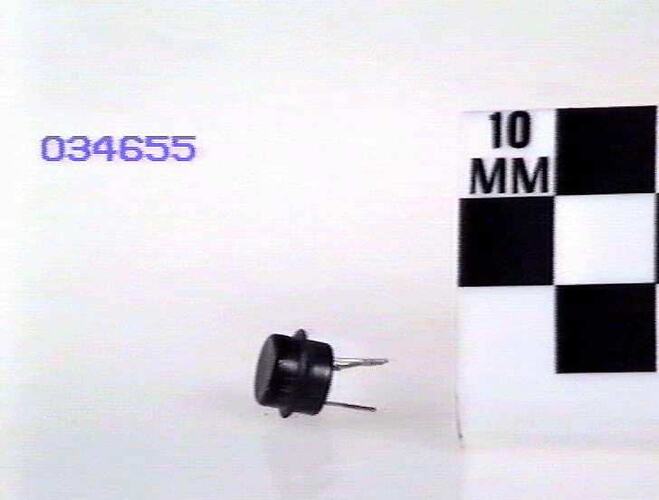 Transistor