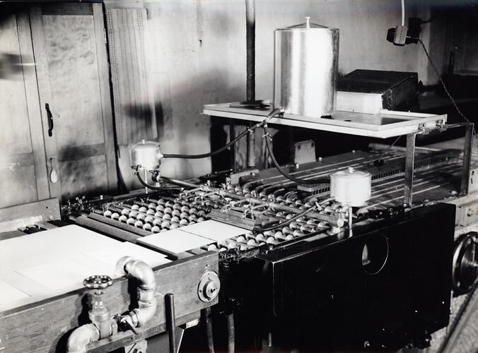 Photograph - Kodak Australasia Pty Ltd, Plate Coating Machine, circa 1940s