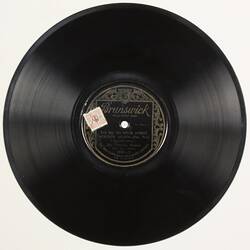 Disc Recording - Brunswick, 'Tie Me To Your Apron Strings Again' & 'In Your Green Hat',The Volunteer Firemen, 1927