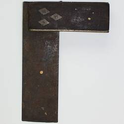 Metal, wood L-shaped set square. 3 metal nail plates.