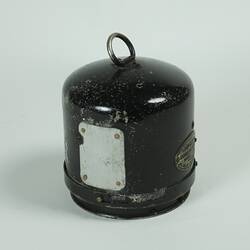 Morse signalling lamp and its parts