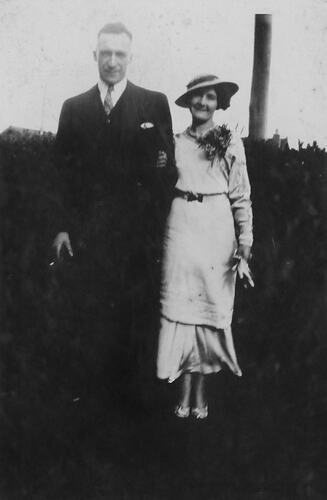 Wedding Day of Bertha Whibley & Francis Eckermann, Essendon, 1935