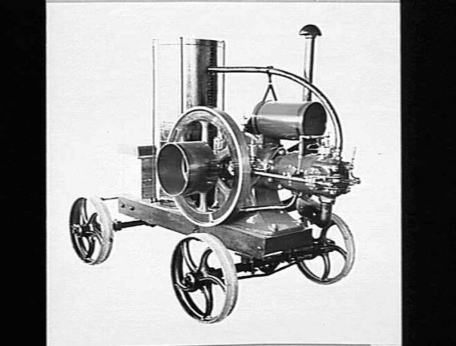 LATEST `SUNDIESEL': JULY 1923