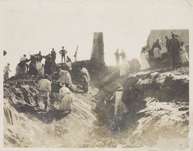 Fortifying the Canal', Egypt, Captain Edward Albert McKenna, World War I, 1914-1915