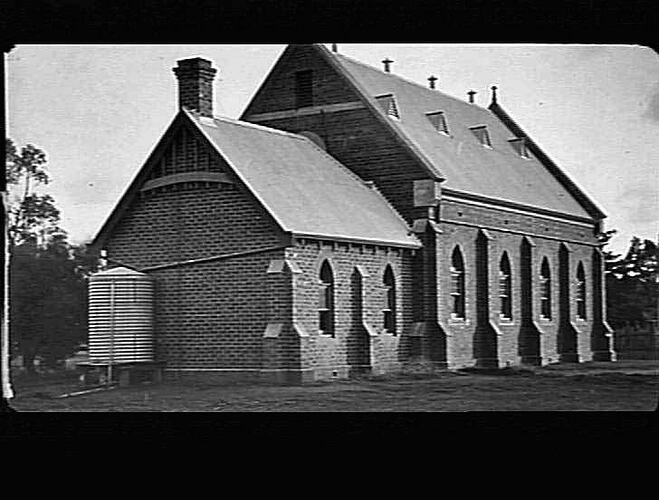 MERRIGUM METHODIST CHURCH - EXTERIOR