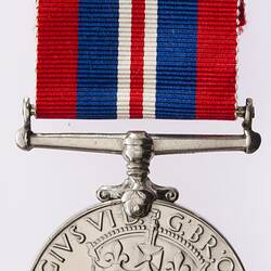 Medal - The War Medal 1939-1945, Australia, 1945 - Obverse