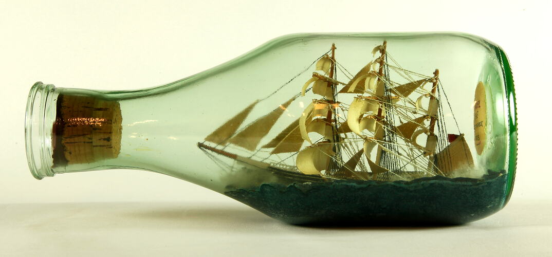 Ship Model - Clipper, Ariel,  in Bottle