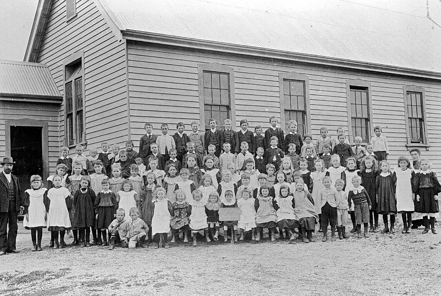 negative-students-outside-rocky-lead-state-school-victoria-circa-1900