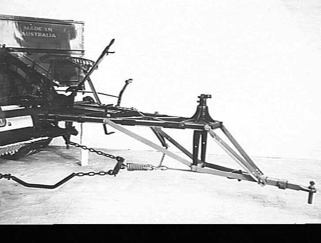 TRACTOR HITCH FOR A L (ALEX LAWSON) HARVESTER