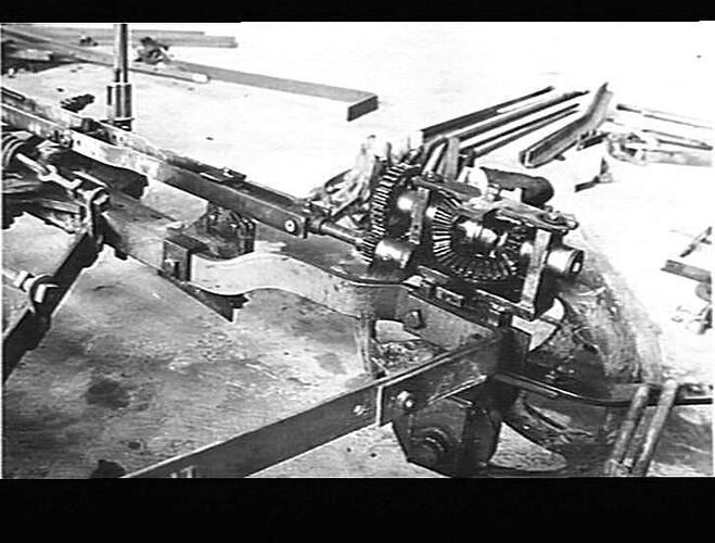 SUNDERCUT WITH AUTOMATIC LIFT (SEE PAGES 40 & 44). NOV 1941