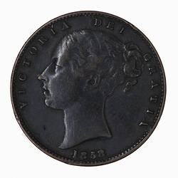 Coin - Farthing, Queen Victoria, Great Britain, 1858 (Obverse)