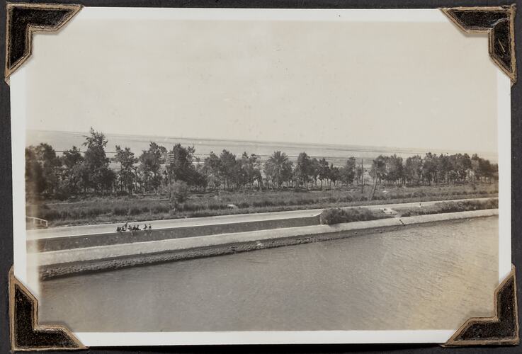 Canal, Motor Road, Railway & Desert, Palmer Family Migrant Voyage, Suez Canal, Egypt, circa 06-07 Mar 1947