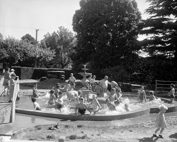 Children in Water Fountain, Melbourne, Victoria, 1956