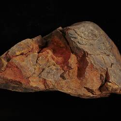 Yilmia Meteorite. [E 12425]