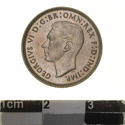 Coin - Sixpence, Australia, 1942