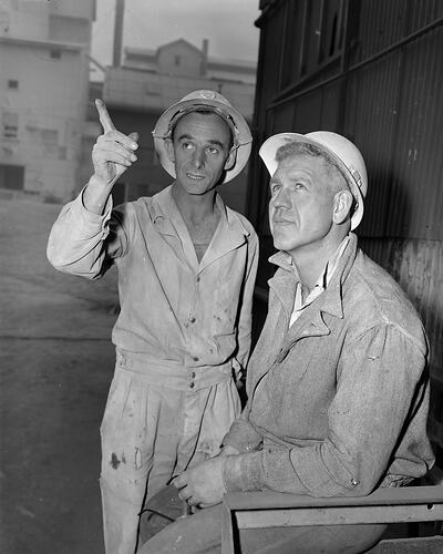 Commonwealth Fertilisers and Chemicals, Two Workmen, Yarraville, Victoria, 10 Mar 1960