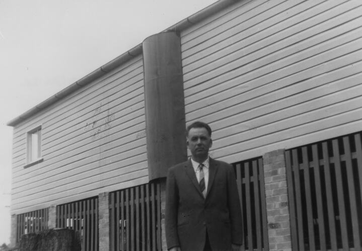 Ishak Imamovic in front of old mosque, Brisbane, 1950