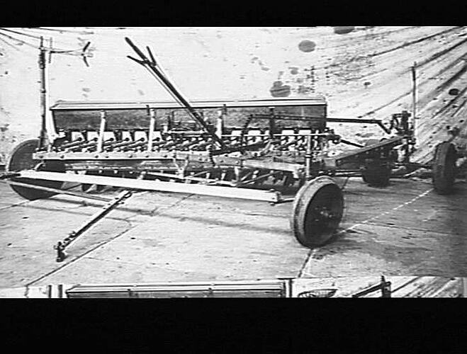 MR. A. FRASER'S MACHINE: MAY 1932