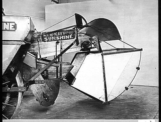 `SUNDUMP' CHAFFSAVER ON HEADER: NOV 1927