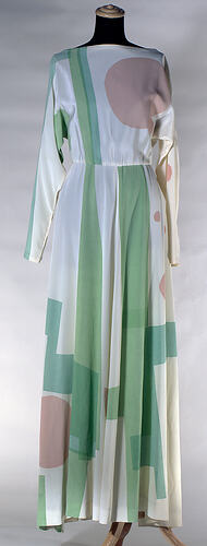 Full length crepe evening dress with geometric shapes.