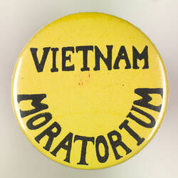 Badge - Vietnam Moratorium