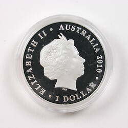 Coin, round, head of crowned Queen facing right. Text around.