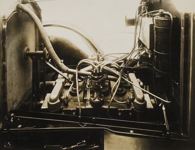 Photograph - Crankless Engines (Australia) Pty Ltd, Petrol Engine, Fitzroy, Victoria, 1921