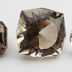 Quartz. [M 32276]