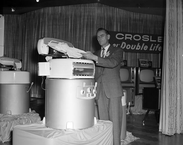 Standard Telephone & Cables Ltd, Product Display, Victoria, 24 Mar 1959