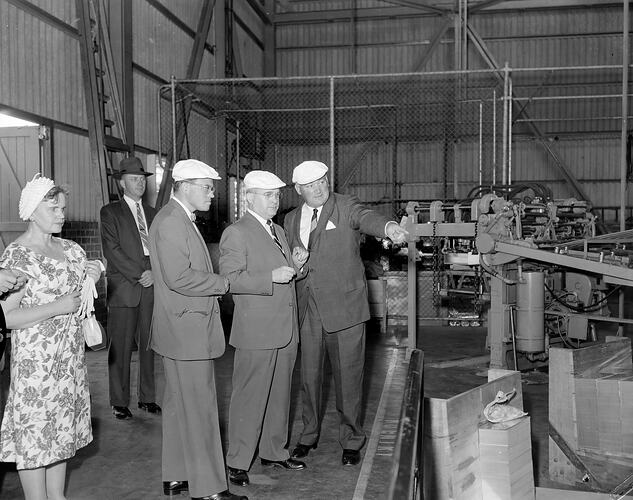 H.J. Heinz Company, Group on a Factory Tour, Dandenong, Victoria, 12 Jan 1960
