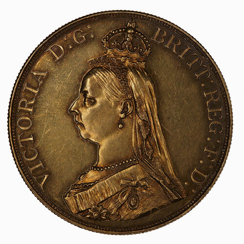 Coin - 5 Pounds, Queen Victoria, Great Britain, 1887 (Obverse)